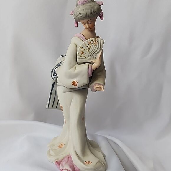Vintage Ardco Bisque Porcelain Geisha With Fan - Picture 10 of 10